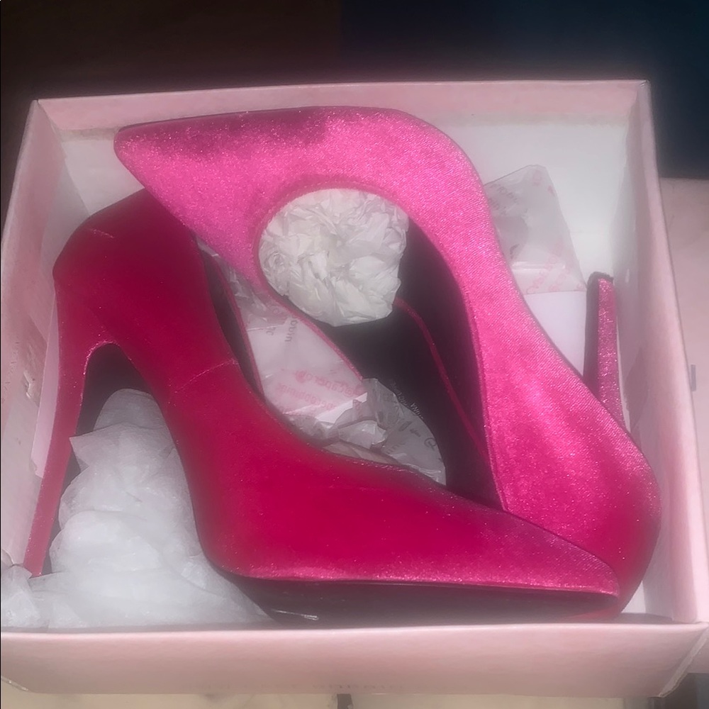 Elegant Pink Women's Heels